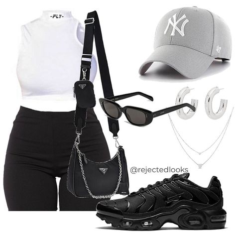 Black Vapormax Outfit Women, Vapormax Outfit Women, Styling Caps, Black Vapormax, Rich Holiday, Styling Shorts, Miami Outfit, Calm Fits, Nike Vapormax Plus