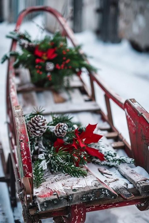 Charming Old Sled Decorating Ideas for the Holidays Sled Decorating Ideas, Sled Christmas Decor, Christmas Sled Decoration, Sled Decor, Vintage Ice Skating, Vintage Sled, Christmas Sled, Christmas Porch Decor, Christmas Sleigh