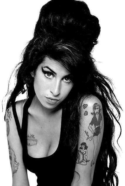 Amy Wine, Amy Winehouse Style, Amy W, Amazing Amy, Dianna Agron, Modern Love, Amy Winehouse, Black And White Portraits, Megan Fox