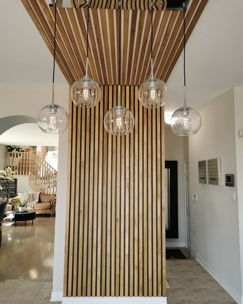 Wood Slat Wall Entryway, Accent Wall Ceiling, Slat Wall Storage, Wood Slat Accent Wall, Slat Accent Wall, Wood Slat Ceiling, Inset Fireplace, Wood Wall Design, Slate Wall