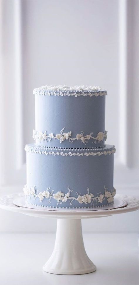 Two Tier Simple Wedding Cake, Cake Recipes With Pudding, Engagement Theme Cake, Cakes Recipes Easy, Bridgerton Cake, Cake Dekoration, Coastal Wedding Cake, Victorian Wedding Cakes, Light Blue Wedding Cake