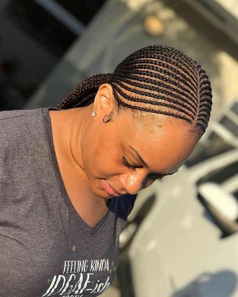 African Cornrows Natural Hair, Straight Up Hairstyles Braids 2024, Yeboyebo Hairstyle, Stitched Cornrows, Middle Part Cornrows, Straight Up Cornrows Black Women, Small Lines Hairstyle, Freehand Hairstyle For Black Women, Small Lines Cornrows With Natural Hair