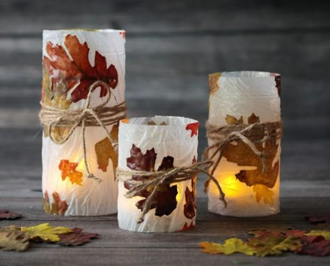 17 Fascinating DIY Candle Holders In The Spirit Of The Fall Glitter Slime Diy, Diy Fall Candle Holders, Making Candle Holders, Leaf Mason Jar Candle, Fall Candles Diy, Fall Crafts For Adults, Fall Candle Holders, Mason Jar Candle Holders, Autumn Candle