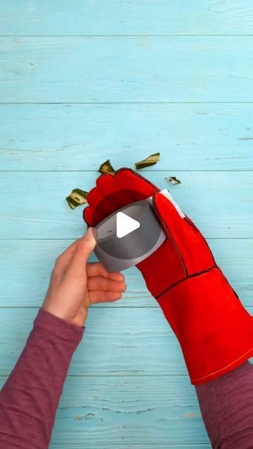 5-Minute Crafts on Instagram: "Amazing sticky tape tricks you probably didn't know about! 😉  #stickytape #lifehacks #tipsandtricks #smartsolutions" Diy Videos 5 Minute Crafts, 5 Minutes Crafts Videos, 5min Crafts Videos, Five Minute Crafts Videos, 5 Min Crafts, Crafts Videos, 5 Minute Crafts Videos, Hacks Videos, Smart Solutions