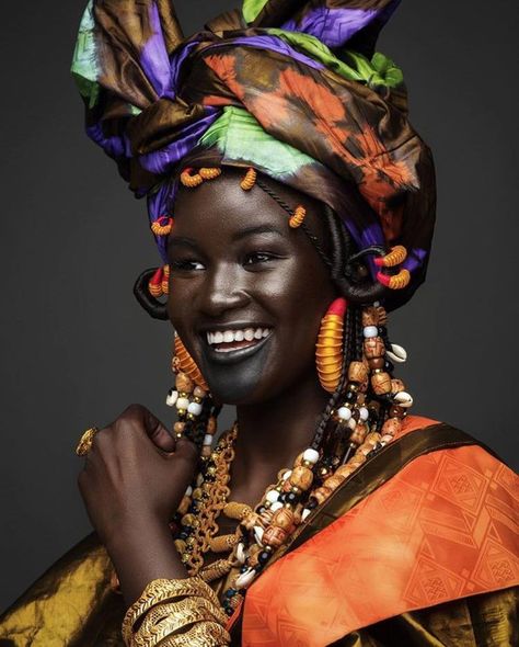 The Blacker The Berry, Sacred Woman, African People, African Queen, Shooting Photo, African Culture, African Beauty, African Hairstyles, World Cultures