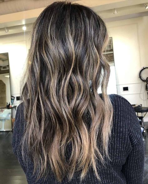 Blonde Highlights On Black Hair Wavy Hair Blonde On Black Hair Highlights, Dark Brown Balayage Blonde, Color Hair Ideas For Dark Hair, Black Hair Into Blonde, Blond Highlights In Black Hair, Black Hair With Few Highlights, Black Hair Blond Balayage, Teasylights Dark Hair, Full Highlight On Dark Hair