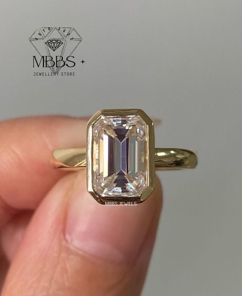 Bezel Set Wedding Ring, Gold Ring Vintage, Rose Gold Moissanite Ring, Emerald Cut Diamond Engagement Ring, Dainty Diamond Ring, Emerald Cut Diamond Engagement, Unique Rings Vintage, Bezel Engagement Ring, Emerald Cut Moissanite