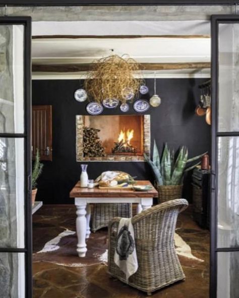 Cape Farmhouse, Karoo Farmhouse, Karoo House, South African Decor, African Decor, Farmhouse Interior, Beautiful Kitchen, Hospitality Design, Wood Bridge