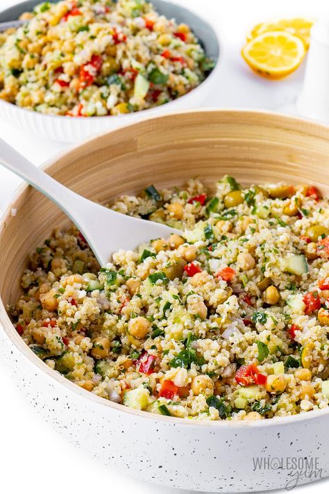 Mediterranean Quinoa Salad Recipe (Quick & Easy!) - Wholesome Yum Quinoa Salad With Hummus Dressing, Quinoa Green Salad, Quinoa Salad Simple, Medeteranian Quinoa Salad, Quinoa Pasta Salad Recipes, Greek Quinoa Recipes, Chickpea Salad Quinoa, Middle Eastern Quinoa Salad, Mediterranean Diet Recipes With Quinoa