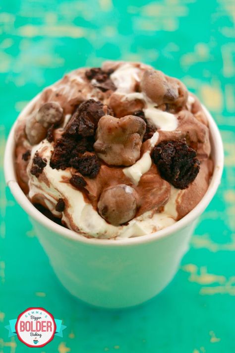 Ben & Jerry's Half Baked Ice Cream! Chocolate & Vanilla ice cream, fudge brownies, and cookie dough make for one amazing scoop of ice cream! #icecream #benandjerry #halfbaked #brownies #cookiedough