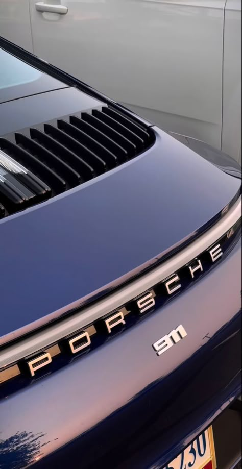 Blue Porsche, Porsche Car, Vw Porsche, Foto Tips, Fancy Cars, Classy Cars, Porsche Cars, Pretty Cars, Cars 3