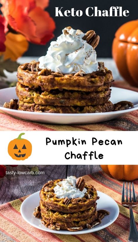 A yummy Chaffle dessert that tastes like pumpkin pie - with pecans and whipped cream! Ready for Fall! Fall Recipes Snacks, Healthy Pumpkin Dessert, Keto Fasting, Chaffle Recipes, Low Carb Waffles, Keto Chaffles, Keto Chaffle, Waffle Maker Recipes, Keto Pumpkin