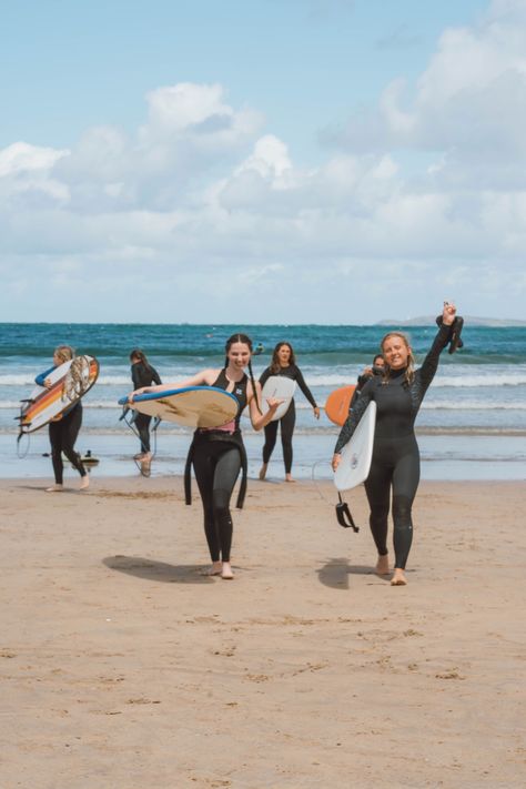 Always stoked to see awesome people making waves in Pineapple Island 🌊 Huge shoutout to @sistersofstoke_ for bringing together like-minded souls for surf, sun, and good vibes! 🏄‍♀️ Surf Aesthetic, Making Waves, Good People, Shout Out, Good Vibes, Pineapple, Surfing, Mindfulness, Sun