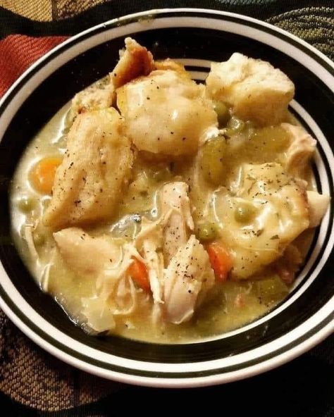 Crockpot Chicken and Dumplings asy... - Delicious Delights Crockpot Chicken And Dumplings, Chicken Slices, Dumplings For Soup, Cream Of Celery Soup, Freezer Meal, Dumpling Recipe, Mommy Style, Meal Recipes, Boneless Skinless Chicken