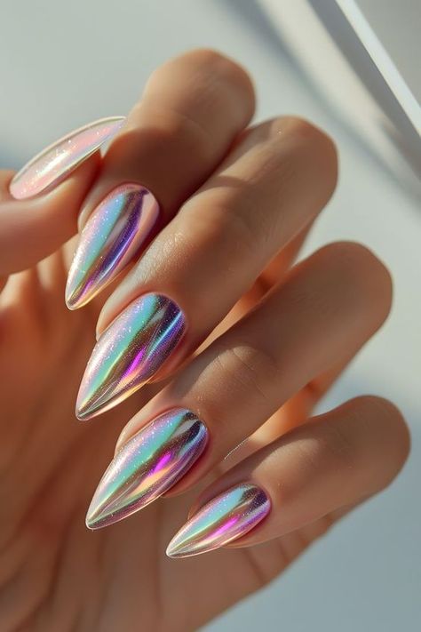 Top Summer Nail Trends for Your Next Manicure Ombre Chrome Nails, Stiletto Shaped Nails, Chrome Manicure, White Chrome Nails, Blue Chrome Nails, Pink Chrome Nails, Nagellack Trends, Chrome Nails Designs, Long Nail Designs