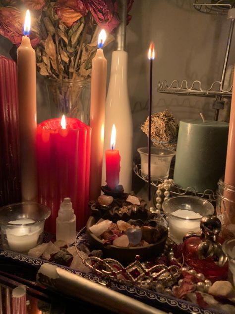 Witchy Vanity, Aesthetic Witchcraft, Candle Magic Spells, Witchcraft Candles, Witchcraft Altar, Crystal Room, Witch Spirituality, Season Of The Witch, Dreamy Room