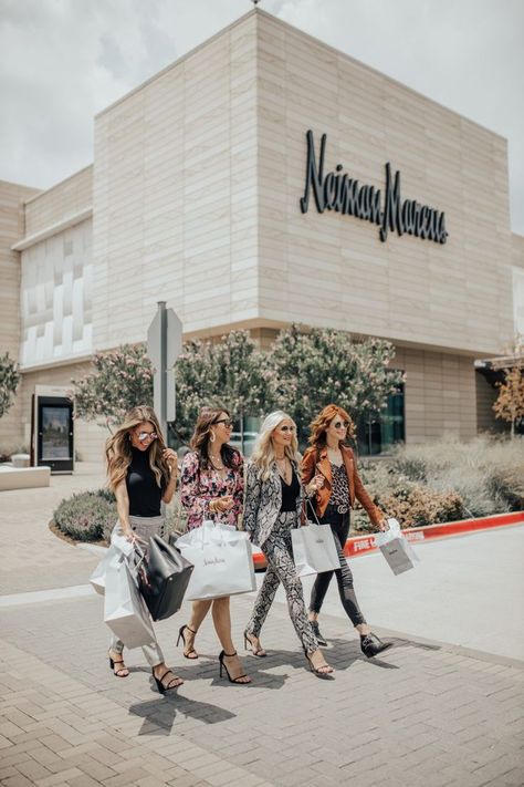 Shopping at Neiman Marcus | Why Shop at Neiman Marcus Neiman Marcus Store, Street Style Aesthetic, Stuart Weitzman Heels, Street Style Edgy, Unique Purses, Fashion Trends Winter, Winter Outfit Inspiration, Style Inspiration Fall, Street Style Inspiration