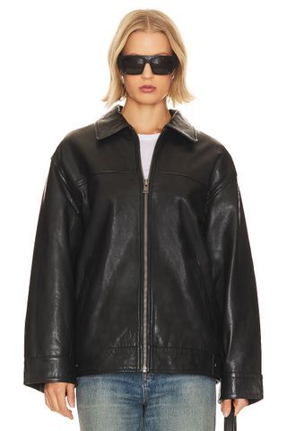 The 8 Leather Jacket Trends That Matter Most in 2024 Leather Jacket Outfit 2024, Leather Jacket 2024, Womens Leather Jacket Outfit, Zara Leather Jacket, Jacket Outfit Women, Zara Leather, Leather Jacket Outfits, Aviator Jackets, Leather Blazer