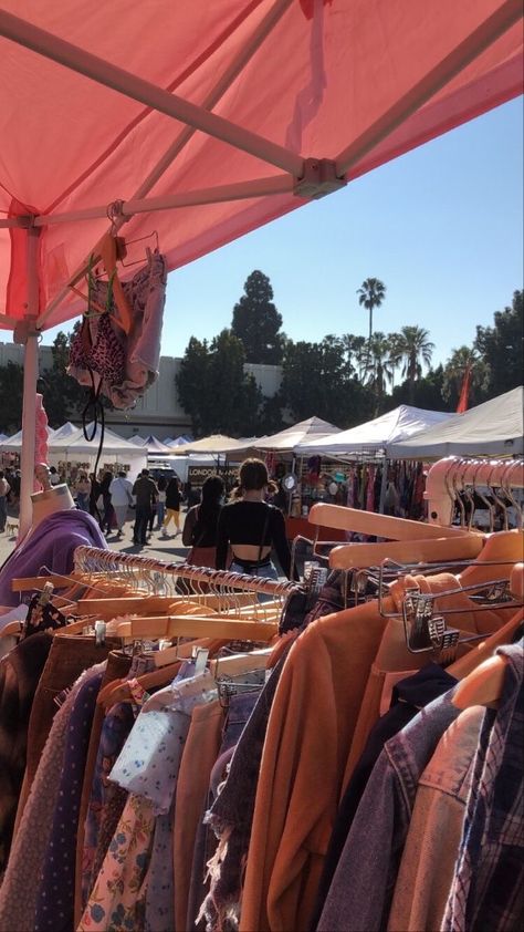 Flea Market Aesthetic, Thrift Aesthetic, Melrose Trading Post, La Aesthetic, Flea Market Booth, West Coast Road Trip, Event Poster Design, Outdoor Market, Europe Summer