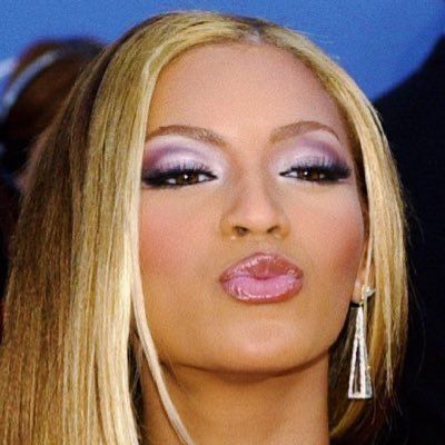 Beyonce Eyes, 00s Makeup, Early 2000s Makeup, 2000s Makeup Looks, 2000s Celebrities, Beyonce Makeup, Y2k Makeup, 80s Makeup, 90s Makeup