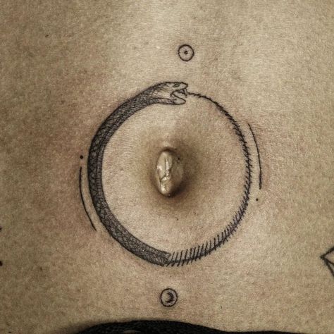 Orobourous Tattoo, Circle Back Tattoo, Oroborous Snake Tattoo, Orboros Tattoo, Pict Tattoos, Ourbourous Tattoo, Ouroboros Illustration, Oroborous Tattoo, Ouroboros Drawing