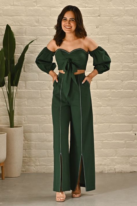 Plazo Outfits, Co Ords Outfits Indian, All Green Outfit, Co Ord Outfits, Co Ords Outfits, Wide Leg Jeans Outfit, Pajama Fashion, Stylish Jumpsuit, Hijabi Outfits Casual