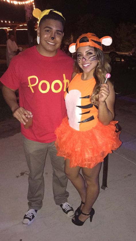 Pooh & Tigger Costume ❤️ Tigger Halloween, Deer Halloween Costumes, Tigger Costume, Winnie The Pooh Costume, Couple Disney, Couples Disney, Tigger Winnie The Pooh, Best Couples Costumes, Tiger Costume