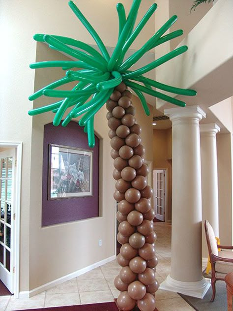 Balloon Palm Tree, Deco Ballon, Luau Theme Party, Luau Birthday Party, Hawaiian Luau Party, Hawaiian Birthday Party, Moana Birthday Party, Hawaiian Birthday, Fiesta Tropical