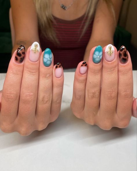 Salome Andrea Nails, First Day Nails, Different Pattern Nails, Senior Pictures Nails, Short September Nails, Utah Nails Designs, Cool Almond Nails, August Nails Ideas 2024, Different Nail Designs On Each Nail