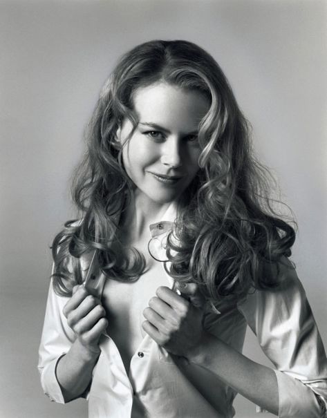 Classic Hairstyles, Celebrity Wallpapers, Nicole Kidman, Hottest Celebrities, Hollywood Stars, Celebrities Female, Hair Trends, Timeless Beauty, Beautiful Hair