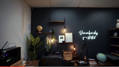 Youtube Office Setup, Masculine Offices, Podcast Backdrops, Youtube Backdrop Ideas, Youtube Background Ideas Room, Youtube Studio Ideas Decor, Podcast Room Design, Youtube Studio Background, Podcast Studio Design Ideas