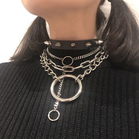 Moda Grunge, Goth Gf, Grunge Jewelry, Tokyo Street Fashion, Hipster Grunge, K Fashion, Grunge Look, Estilo Punk, Goth Aesthetic