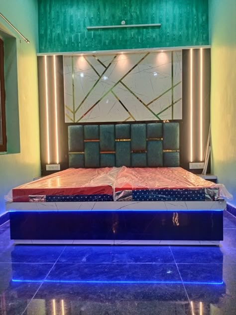 fdzs Latest Wooden Bed Designs, Bad Room Design, Bed Inspo, Comfortable Bedroom Decor, Wooden Wardrobe Design, Bed Back Design, Bad Room, Double Bed Designs, Wardrobe Interior