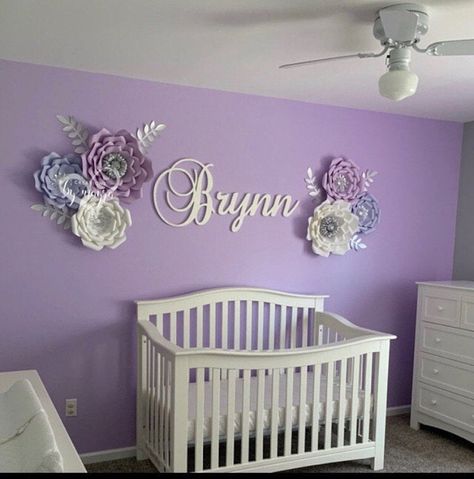 Purple Baby Rooms, Room Decor Finds, Paper Flowers Nursery, Purple Nursery Girl, Lavender Nursery, Flowers Nursery, Purple Nursery, Baby Girl Nursery Ideas