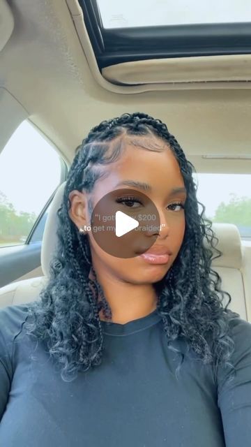 ProtectiveStyles on Instagram: "She really did just that! 😍 @lani.24k Cause one thing about me.. imma TRY IT out 🤭  I loved the outcome. Currently looking to practice on a couple people 👀  #bohoknotlessbraids #bohobraids #naturalhair #naturalhairstyles #protectivestyles #knotlessbraids" Medium Bora Braids, Boho Plaits, Natural Goddess Braid, Diy Protective Hairstyles, Easy Boho Braids, Diy Boho Braids, Boho Braids With Natural Hair, Layered Boho Braids, Boho Braid Medium Length