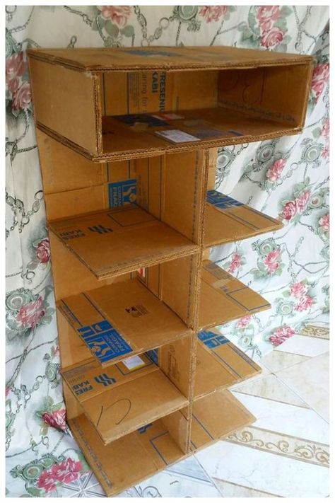 Cardboard Storage, Desk Organization Diy, Cardboard Crafts Diy, Diy Room Decor For Teens, Cardboard Box Crafts, Deck Decorating Ideas, Small Deck, Bookshelves Diy, Diy Paper Crafts Decoration