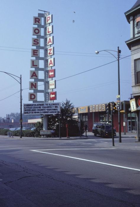 Roseland Chicago, Chicago Pictures, Chicago Il, Young Black, Black Men, Chicago, Sweet Home, How To Memorize Things, History