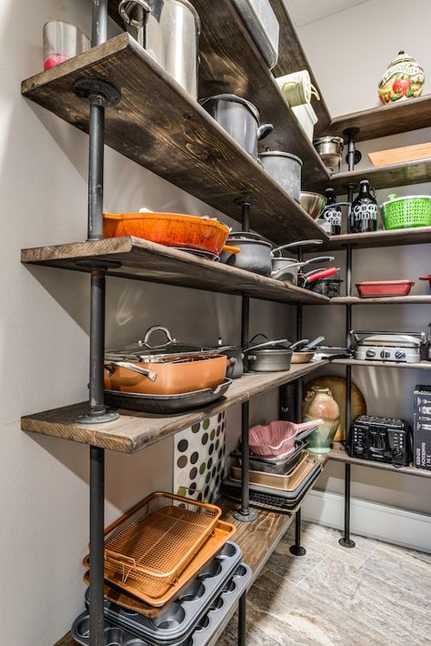 Open Kitchen Pantry Shelves, Industrial Pantry Shelves, Industrial Shelving Pantry, Metal Shelf Pantry, Industrial Pantry Design, Rustic Pantry Ideas, Farmhouse Pantry Shelving Ideas, Pantry Shelf Ideas, Industrial Pantry