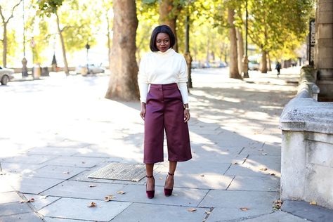 culottes-20-1024x683 Culottes Outfits Ideas-24 Ideas How to Wear Culottes This Year Grey Culottes, Sneaker Outfit Fall, Shoes Outfit Ideas, How To Wear Sweatpants, Semi Casual Dresses, How To Wear Hoodies, How To Wear Culottes, Culottes Outfit, Pants Outfit Work