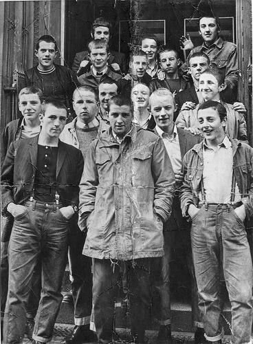 U.K. Skins & Suede Heads, 1969 Skinhead Fashion, Skinhead Girl, Rude Girl, Youth Subcultures, Football Casuals, Teddy Boys, Sergio Tacchini, Rude Boy, Northern Soul