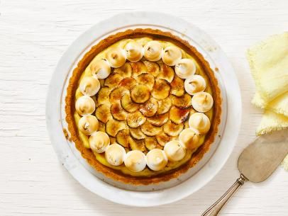 Banana Pudding Tart Recipe | Food Network Kitchen | Food Network Banana Tart, Banana Pudding Cupcakes, Pudding Tart, Southern Banana Pudding, Rice Pudding Recipes, Banana Pudding Cake, Banana Pudding Cheesecake, Best Banana Pudding, Homemade Custard