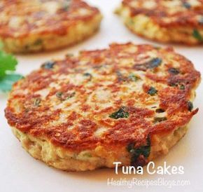 Tuna Cakes Tuna Cakes Recipe Healthy, Tuna Cakes Recipe, Salmon Cakes Recipe, Tuna Patties, Tuna Cakes, Healthy Tuna, Fish Cakes, Salmon Cakes, Healthy Food Blogs