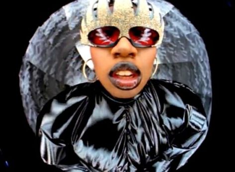 Missy Elliott Trash Bag... We Mean Suit! Elliott FINALLY Speaks On It1966 Magazine Best Rap Music, Missy Elliot, Rap Music Videos, Missy Elliott, Female Rappers, Punk Outfits, Trash Bag, Hip Hop Rap, Futurism