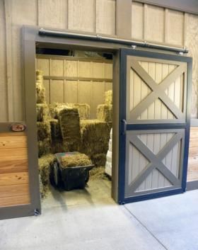 Don’t Neglect Appropriate Storage When Planning Your Facility. Great ideas!! Farm Equipment Storage, Stall Cleaning, Hotel Pet, Hay Storage, Barn Hacks, Equestrian Design, Horse Barn Ideas Stables, Barn Stalls, Stable Ideas