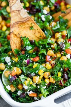 Mexican Kale, Kale Apple Salad, Salad Kale, Cilantro Lime Dressing, Kale Recipes, Lime Dressing, Vegan Salad, Kale Salad, Cilantro Lime