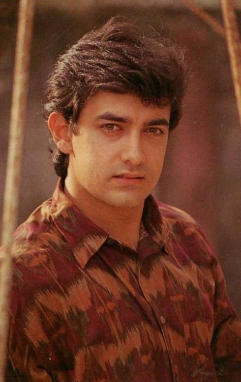 Aamir Khan Hd Wallpaper, Aamir Khan 90s, Man Actor, South Actors, Bollywood Aesthetic, Famous Indian Actors, Prabhas Actor, Making Movies, Amir Khan