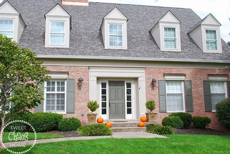 Sweet Chaos Home: Choosing Exterior Paint Colors -- Help Wanted! Rose Brick House Exterior, Pink Brick House Exterior Color Combos, Orange Brick House Exterior, Shutters Brick House, Brick House Exterior Colors Schemes, Orange Brick Houses, Red Brick House Exterior, Brick House Exterior, Shutter Colors