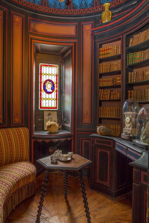 Turret Room Ideas, Internet Cafe Design, Room Ideas Victorian, Orange Library, Office Library Ideas, Turret Room, Castle Library, French Nobility, Film Architecture