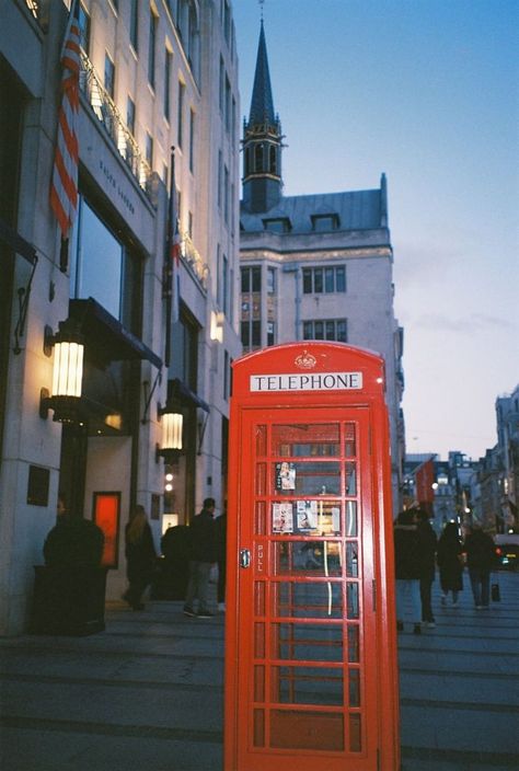 london phone booth in film by me ! argentique, photo, booth, london, film, february, evening, aesthetic Phone Booth Aesthetic, Booth Aesthetic, London In February, Ashley Jensen, London Phone Booth, Evening Aesthetic, Moving To London, Aesthetic London, London Film