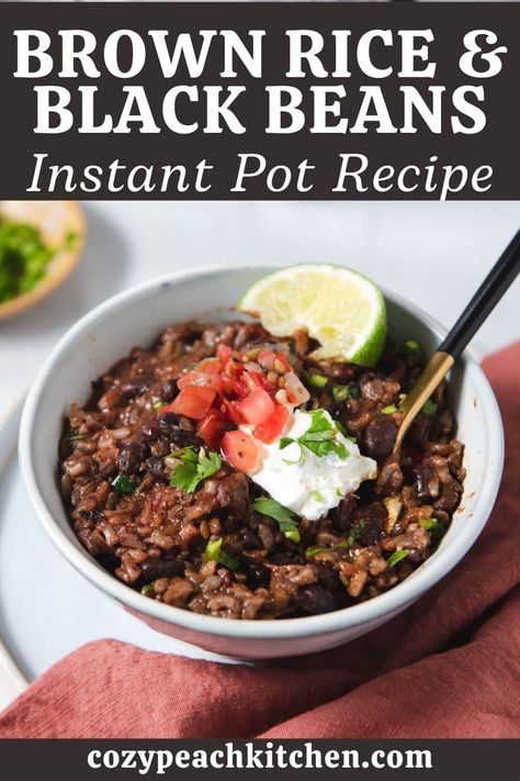 It's easy to make this staple recipe of brown rice and dry black beans in your Instant Pot, no soaking required! This recipe is a meal prep favorite and is vegan-friendly. Instant Pot Rice And Beans, Brown Rice And Black Beans, Black Beans And Brown Rice, Dry Black Beans, Instant Pot Black Beans, Jar Meals, Peach Kitchen, Vegan Instant Pot Recipes, Dried Black Beans